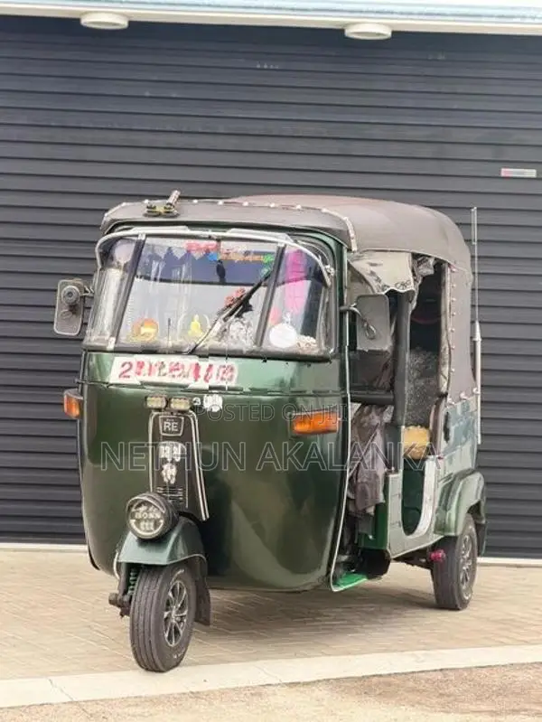 Bajaj 2000