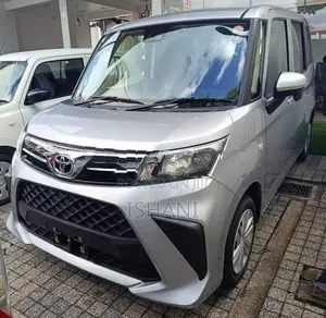 Toyota Roomy 2023