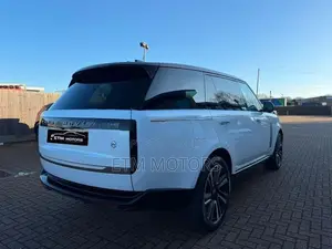 Land Rover Range SV 2026