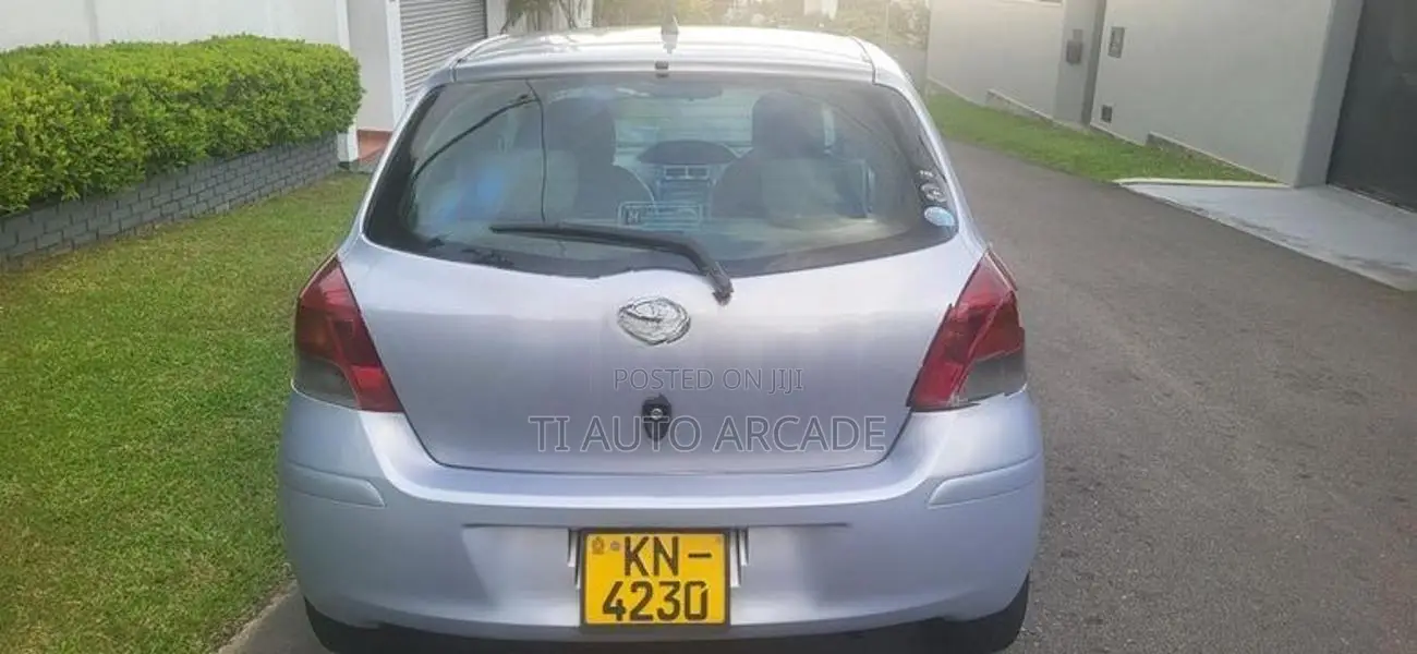 Toyota Vitz 8 Air Bags 2008