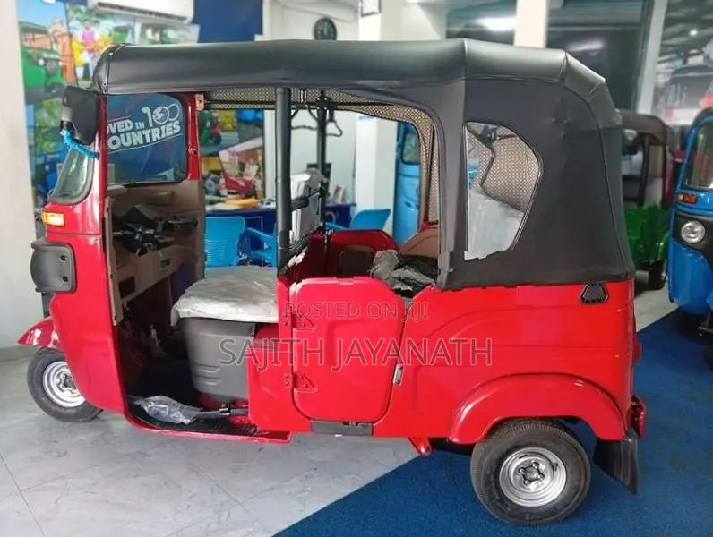 Bajaj RE 2026