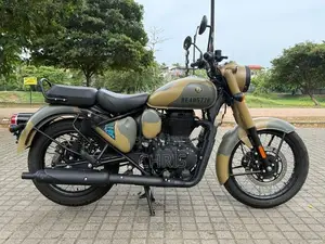 Royal Enfield Classic 350 Commando sand 2026