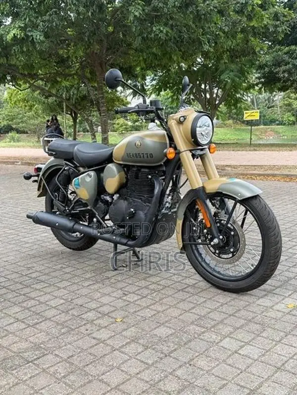 Royal Enfield Classic 350 Commando sand 2026