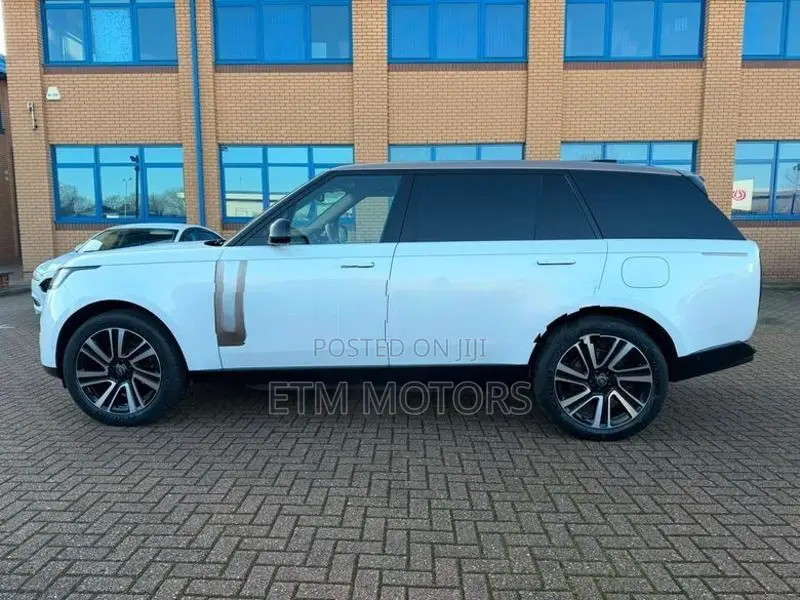 Land Rover Range SV 2026