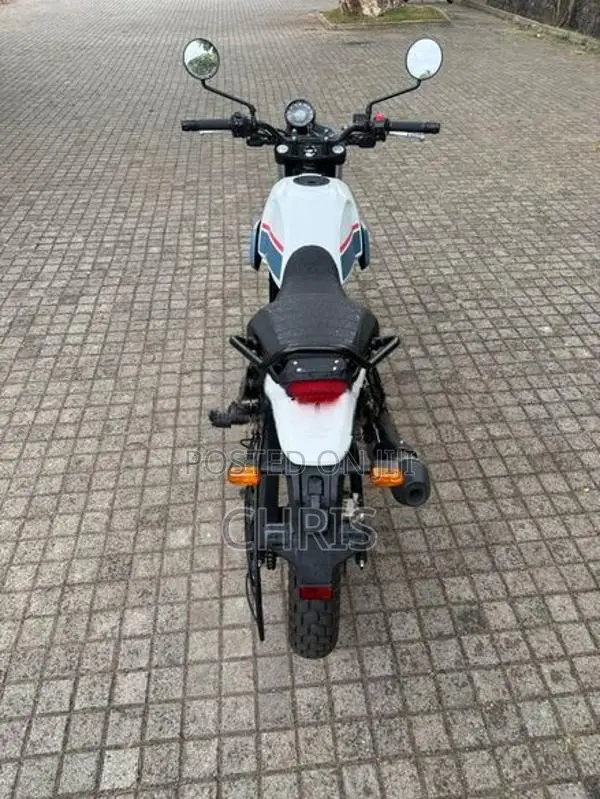 Royal Enfield Scram 440 2026