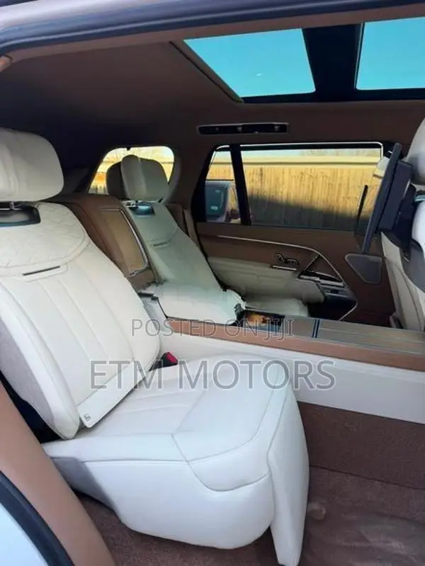 Land Rover Range SV 2026