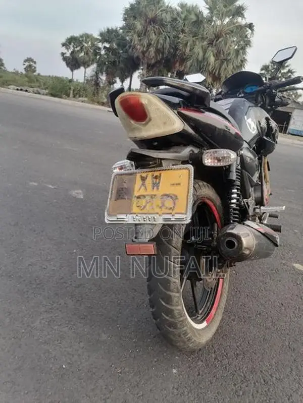 TVS Apache RTR 180 2012