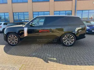 Land Rover Range SV 2026