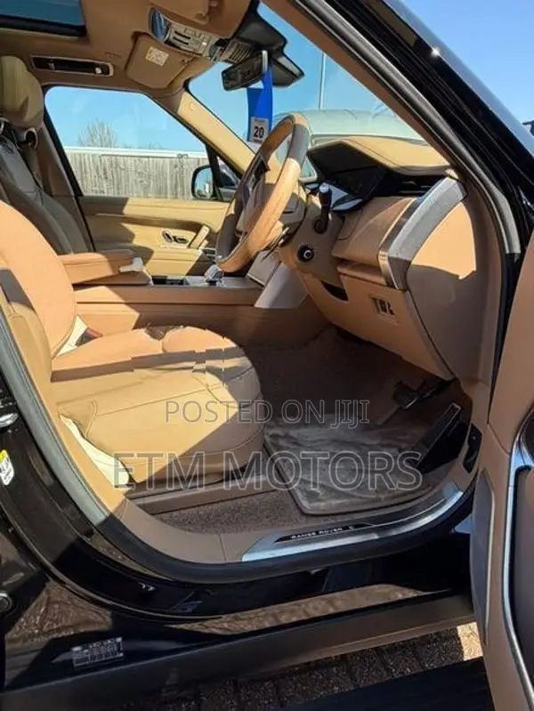 Land Rover Range SV 2026