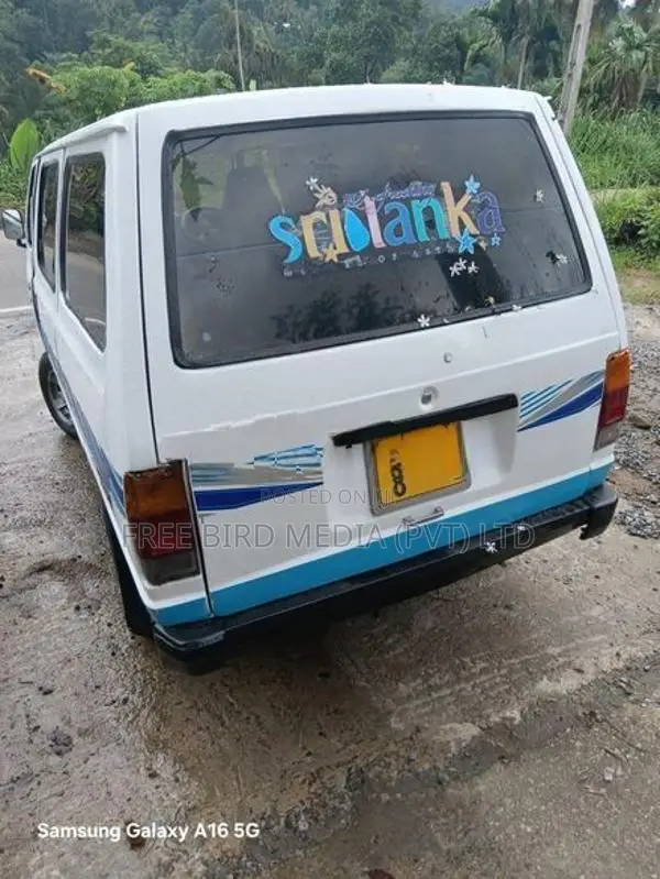 Nissan Vanette Van 1984