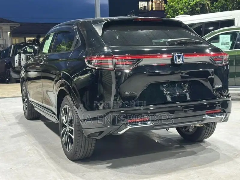 Honda Vezel Z premium 2024