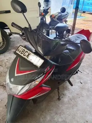 Yamaha RayZR 2015