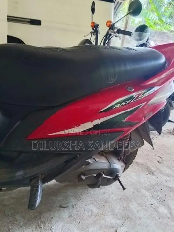 Yamaha RayZR 2015