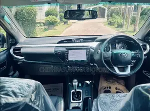 Toyota Hilux 2.8 L Turbo 2025
