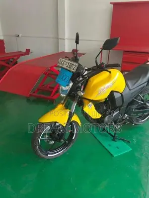 Yamaha FZ S 2011