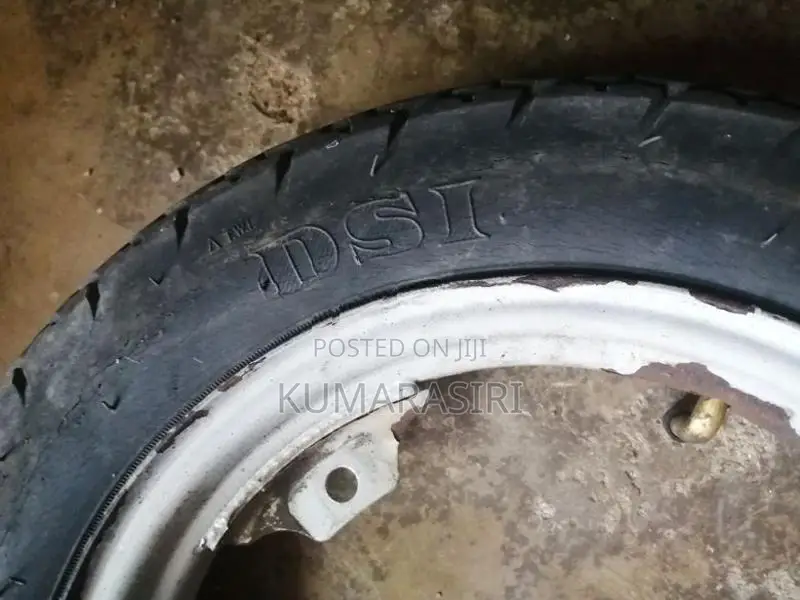 3.50-10 DSI Tire with Rims
