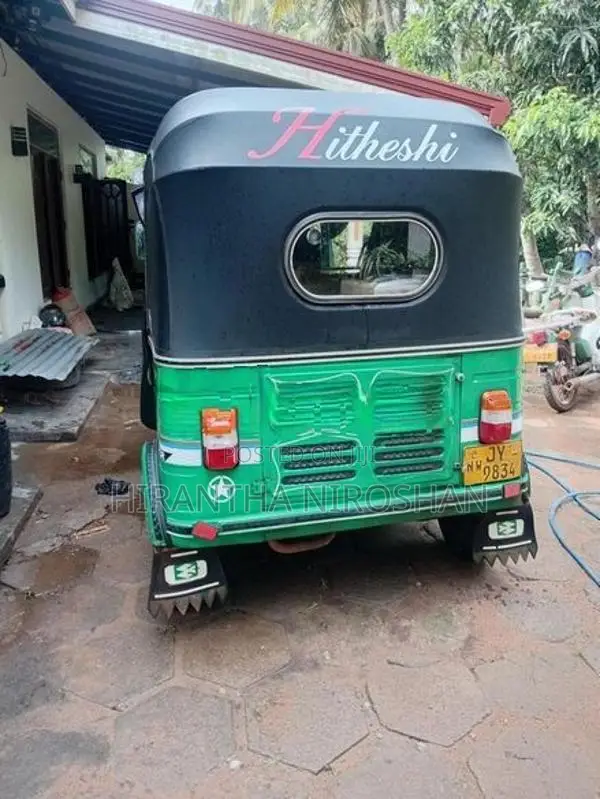 Bajaj RE 2005