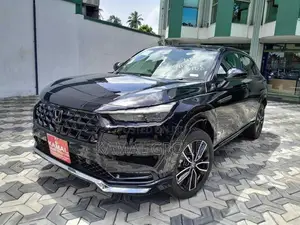 Honda Vezel z Premium 2025