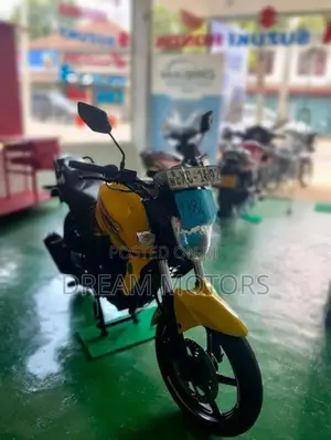 Yamaha FZ S 2011
