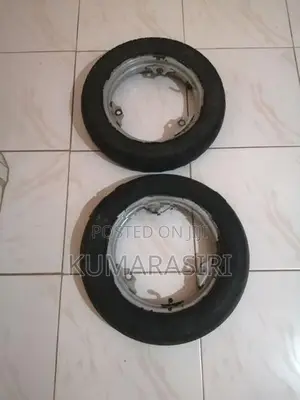 3.50-10 DSI Tire with Rims