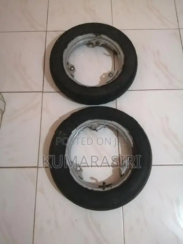 3.50-10 DSI Tire with Rims
