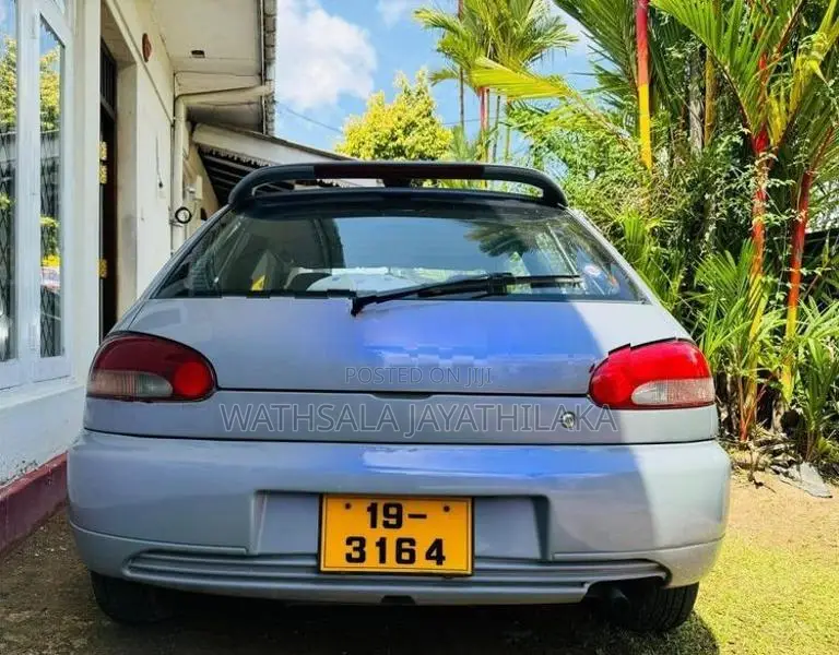 Mitsubishi Mirage 1992