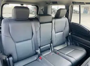 Toyota Land Cruiser Fully loaded 2025