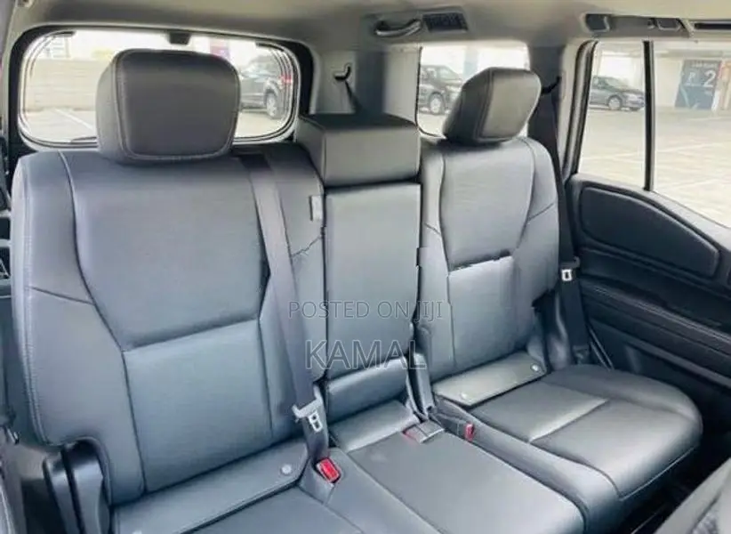 Toyota Land Cruiser Fully loaded 2025