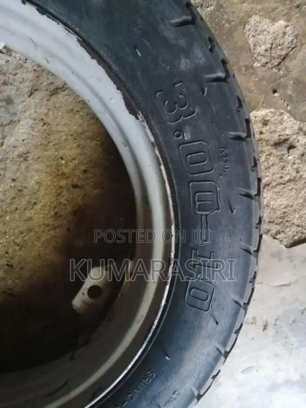 3.50-10 DSI Tire with Rims