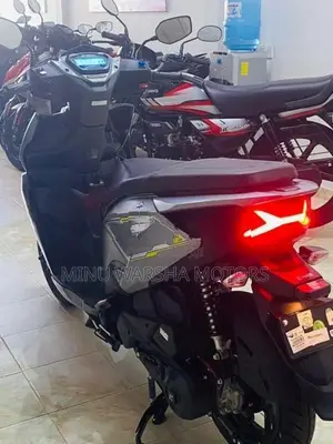 Hero Xoom Combat 110 2026