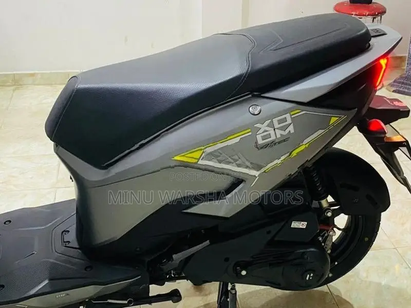 Hero Xoom Combat 110 2026