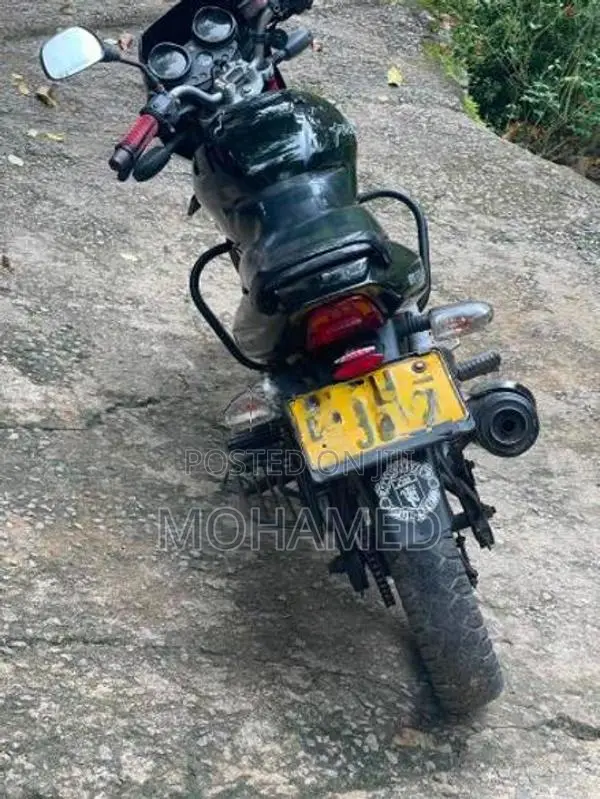 Bajaj Pulsar 180 2006