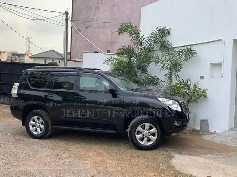 Toyota Land Cruiser Prado 2010