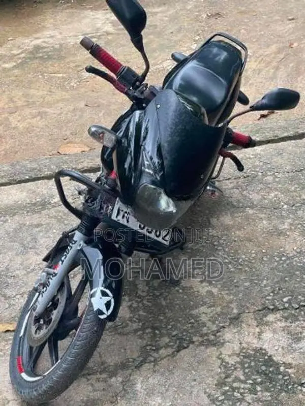 Bajaj Pulsar 180 2006