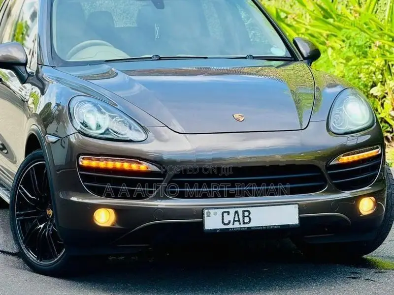 Porsche Cayenne 2012