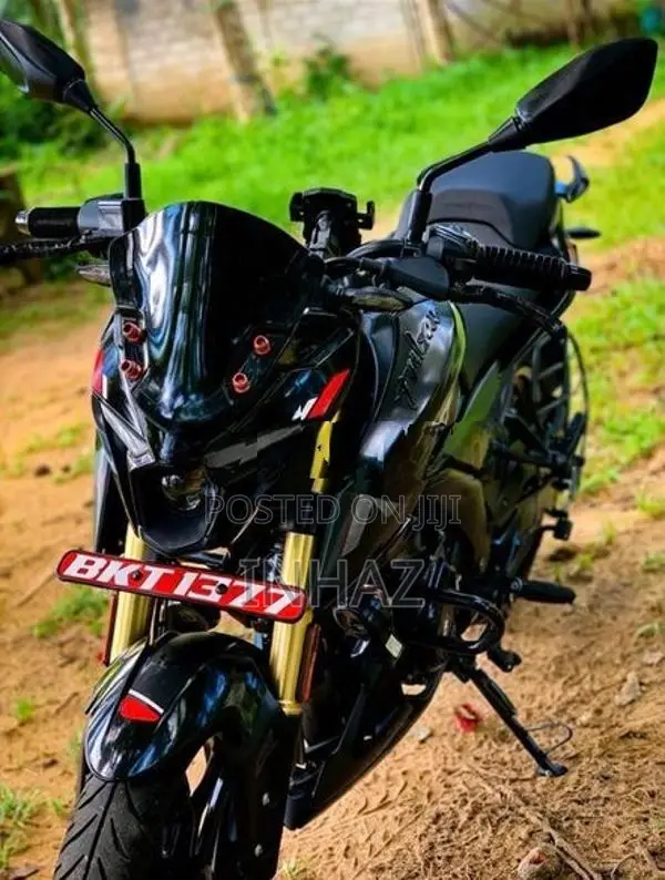 Bajaj Pulsar N160 Premium Edition 2025
