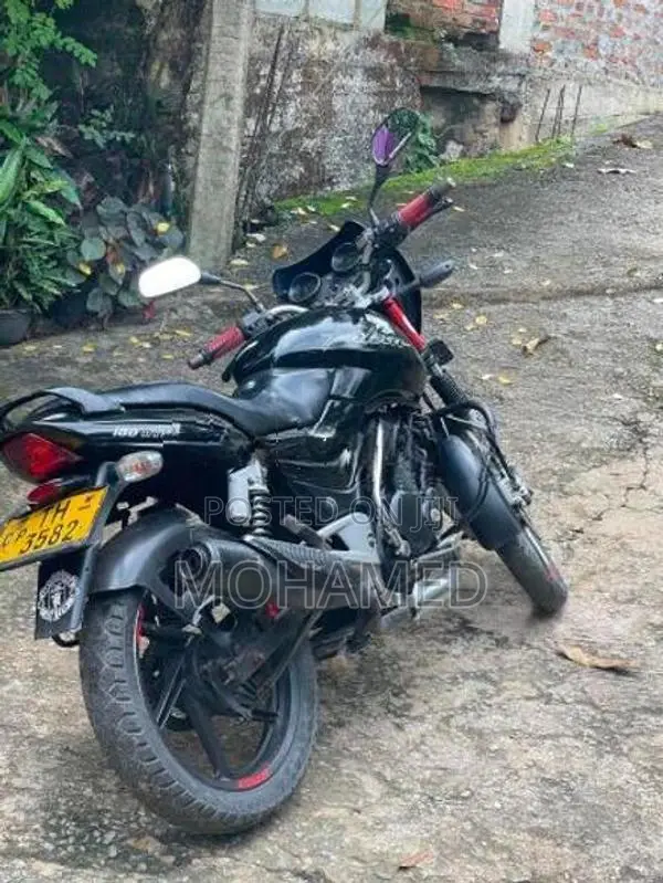 Bajaj Pulsar 180 2006