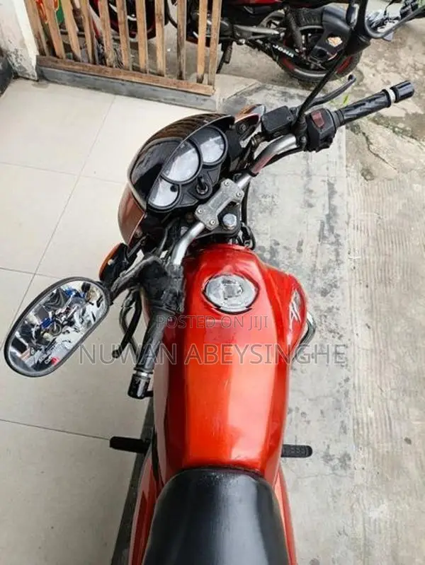TVS Apache 2007