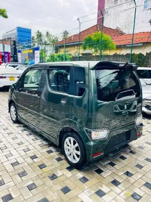 Suzuki Wagon R ZX 2025