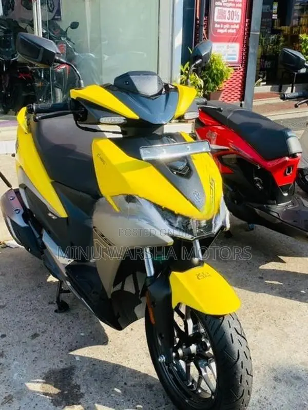 Hero XOOM 125R 2026