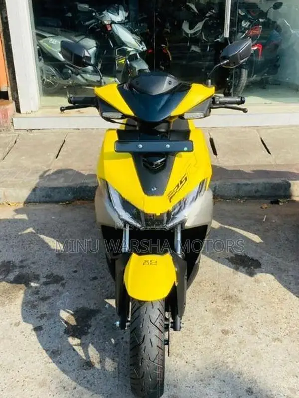 Hero XOOM 125R 2026