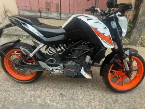 KTM Duke 200 bs4 2019