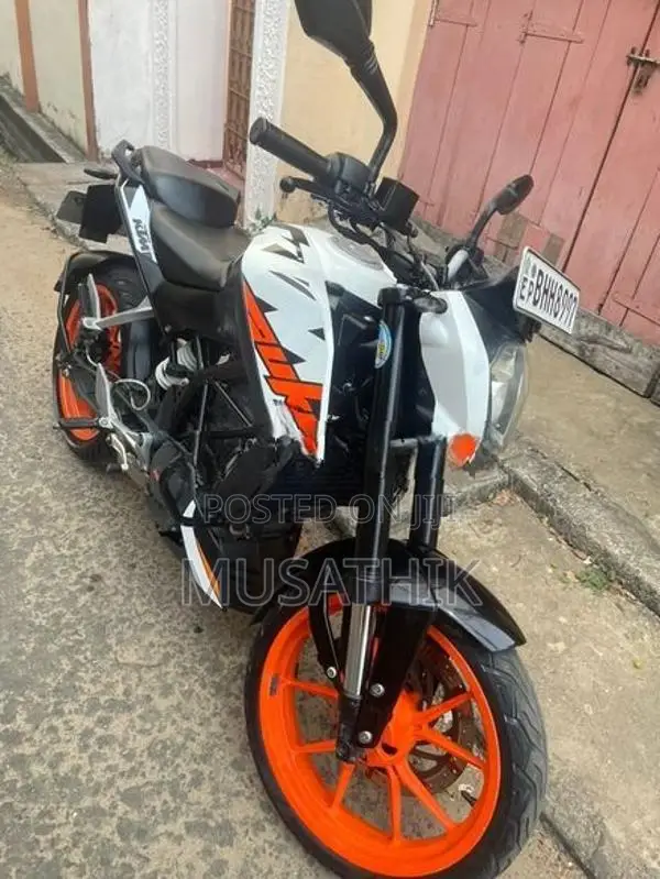 KTM Duke 200 bs4 2019
