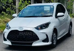 Toyota Yaris NEW FACE 2024