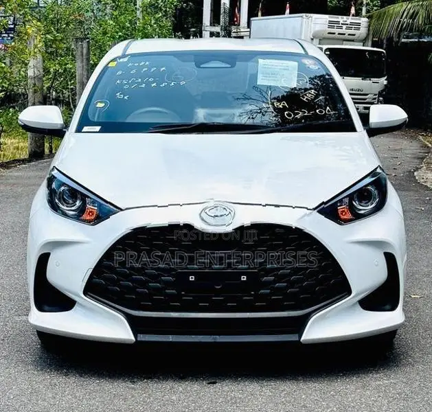 Toyota Yaris NEW FACE 2024