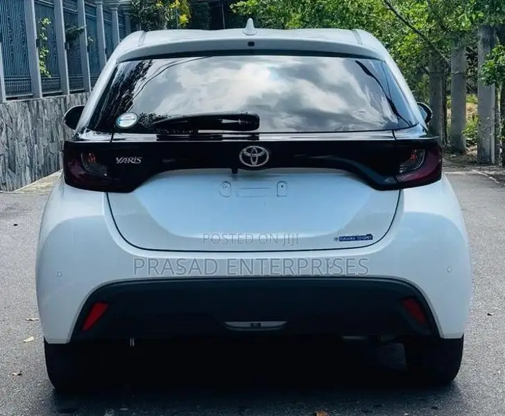 Toyota Yaris NEW FACE 2024