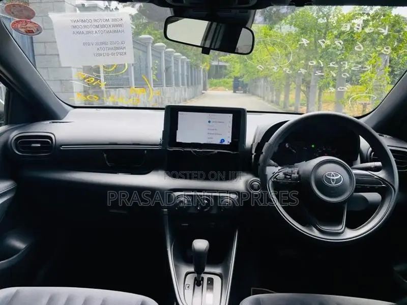 Toyota Yaris NEW FACE 2024