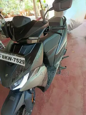 Hero XOOM 125R 2025