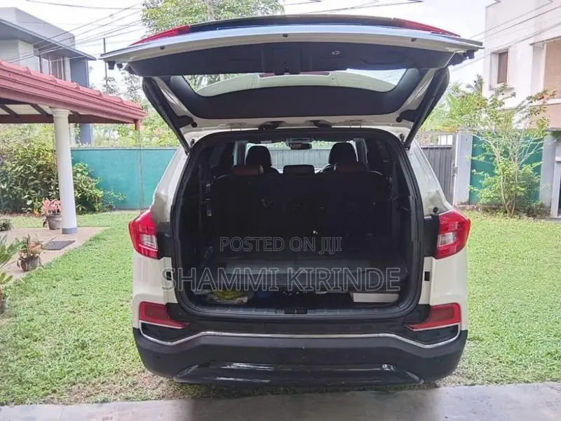 Ssang Yong Rexton G4 2018