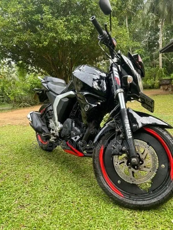 Yamaha Fazer 2017